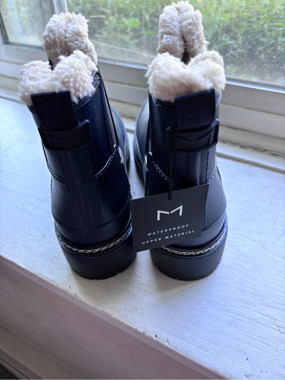 Marc Fisher Fargo Waterproof Sherpa Chelsea Boot - Picture 4 of 9